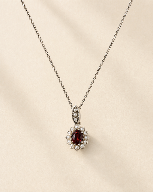 Cosmos pendant (Mars), oval red garnet pendant necklace in 925 sterling silver, Victorian-inspired celestial jewellery